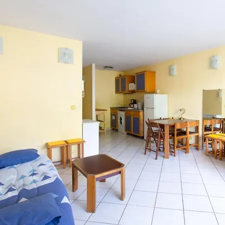 Furnished Apartment Close To The Beaches With Terrace & Swimming Pool